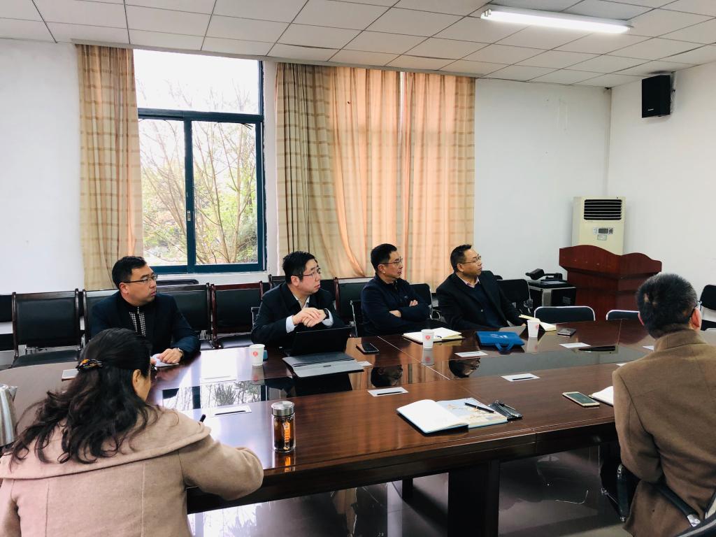 校长孟东方教授一行到禁漫天堂-禁漫天堂app-禁漫天堂ios
调研指导工作